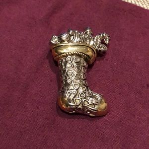 BEST signed Large Two-Tone Xmas Brooch Pendant